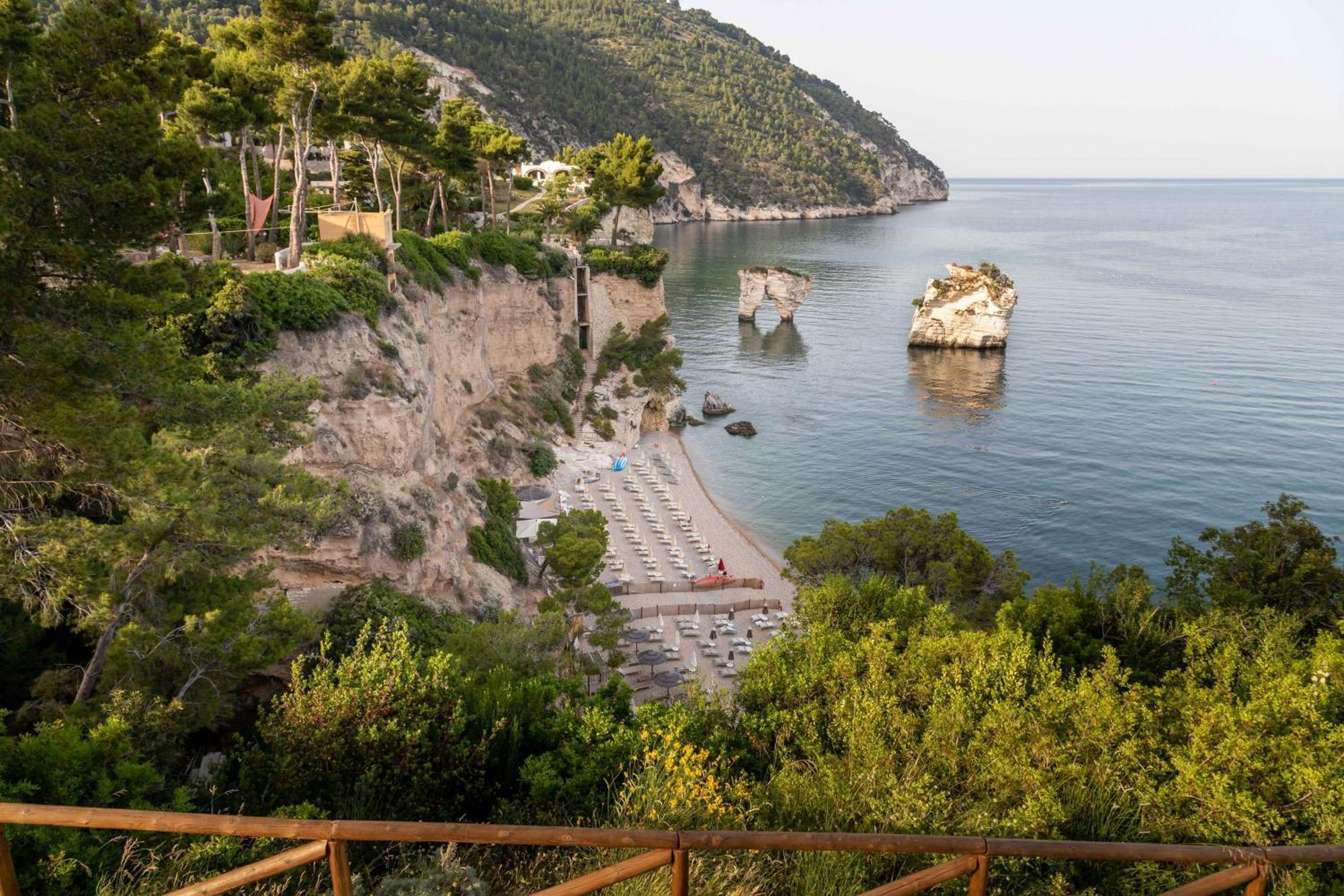 Hotel Ah Premium Baia Dei Faraglioni Mattinata Exterior foto