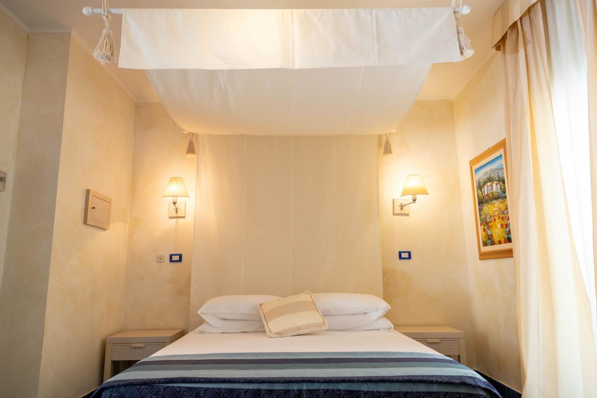 Hotel Ah Premium Baia Dei Faraglioni Mattinata Exterior foto